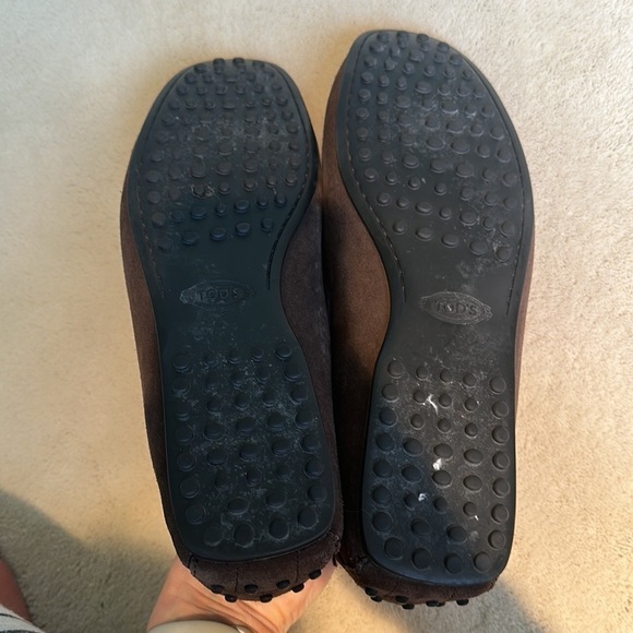 Tods Men’s Dark Brown Suede Gommino Driving Loafers Shoes - Picture 8 of 8